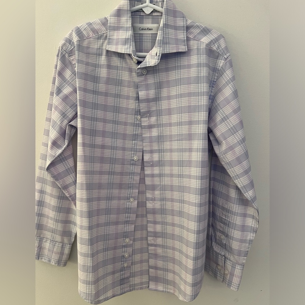 Calvin Klein Size 8 boy dress shirt